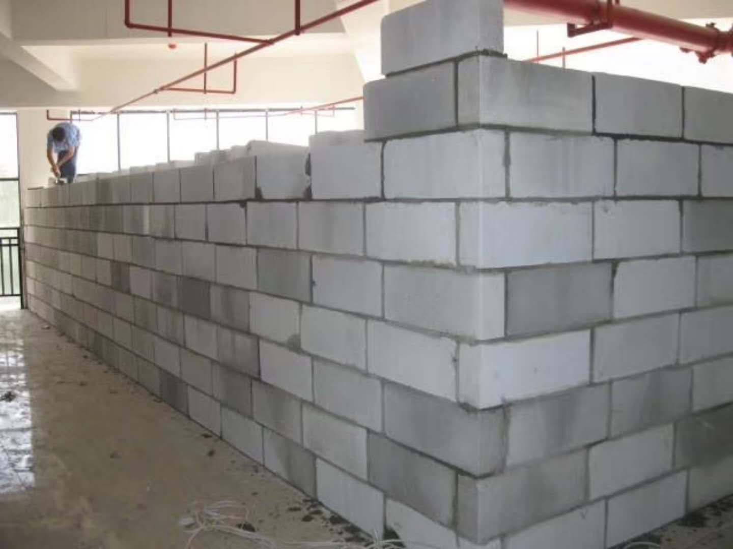 保康蒸压加气混凝土砌块承重墙静力和抗震性能的研究